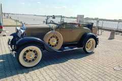 1931 Ford Model A Roadster De Luxe